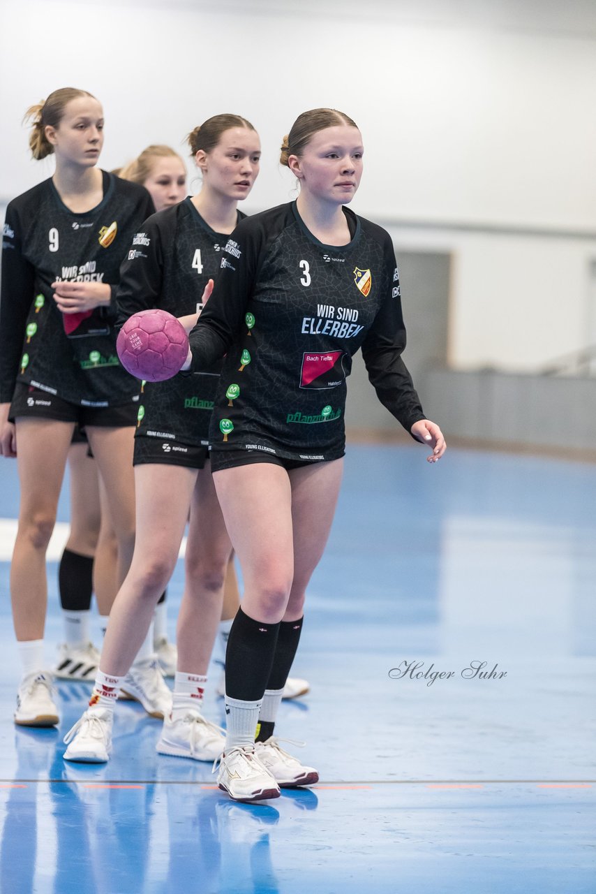 Bild 142 - wBJ TSV Ellerbek - TSV Uetersen : Ergebnis: 15:10